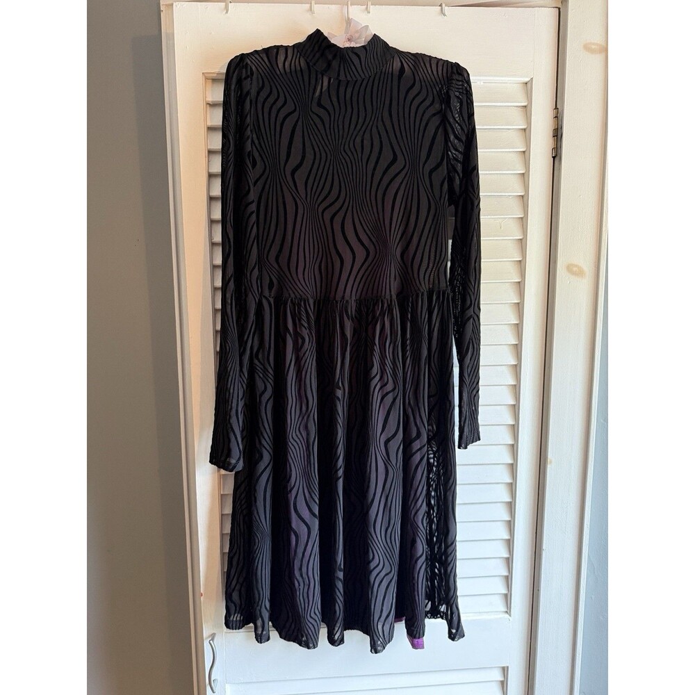 Hot Topic Wicked M Black Long Sleeve Dress Purple Lined Witchy Whimsioth Goth